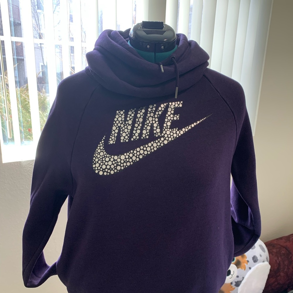 Nike cowl neck hoodie💜